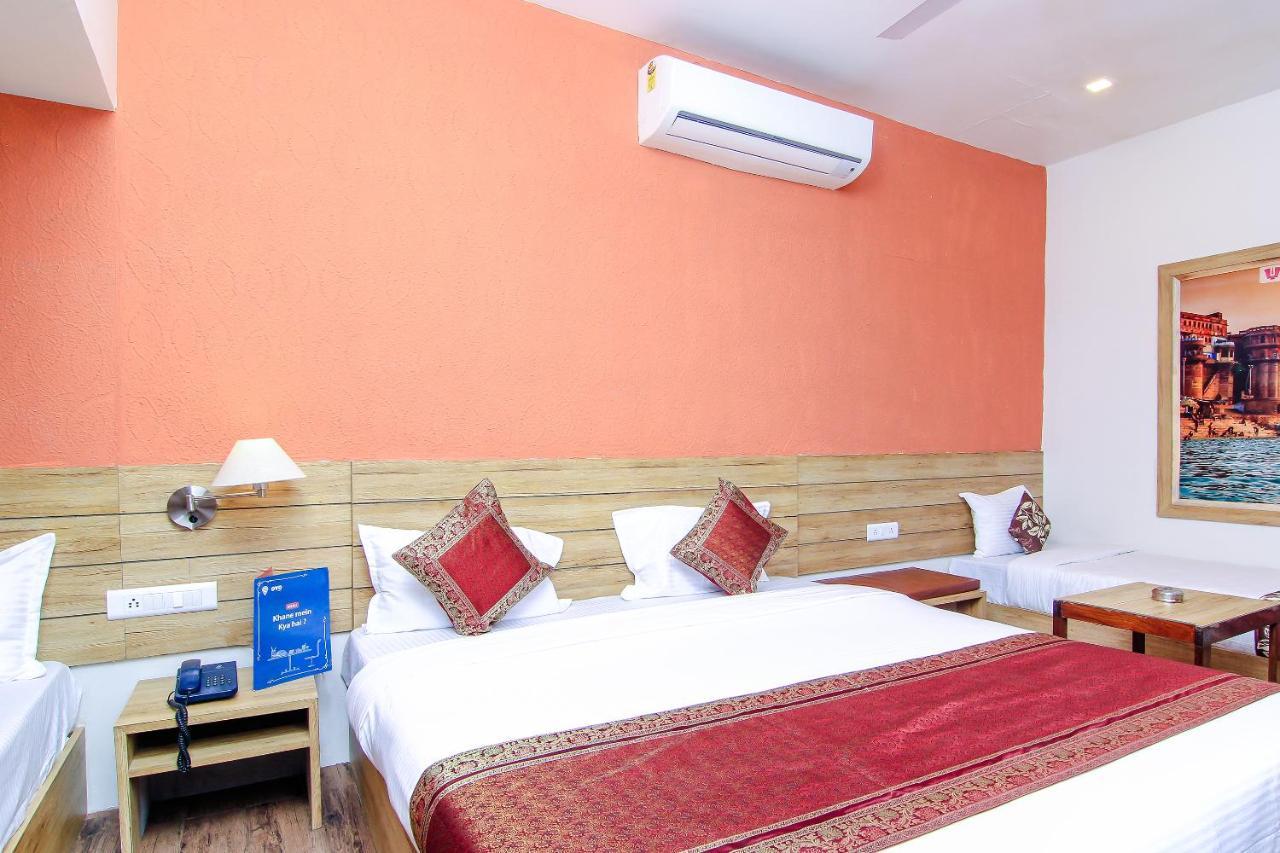 Hotel R B International Varanasi Luaran gambar