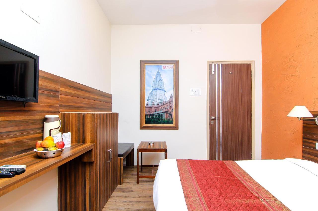Hotel R B International Varanasi Luaran gambar
